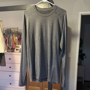 Men’s Lululemon Long Sleeve